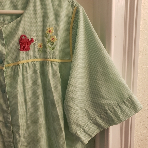 80's Vintage Snap Button House Dress - Picture 4 of 10